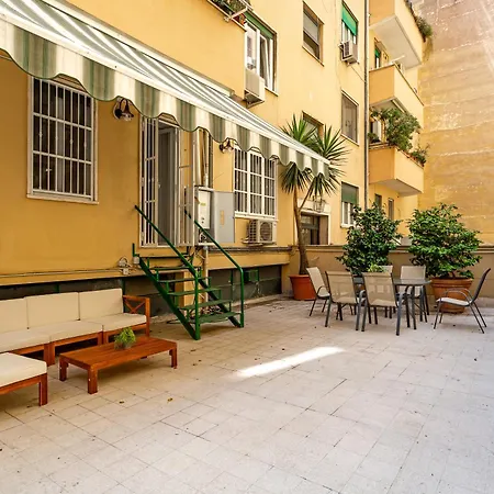 Apartment Iflat Vatican Spacious With Terrace